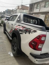 هايلوكس • ٢٠٢٤ • ٤٠٠٠٠ كم