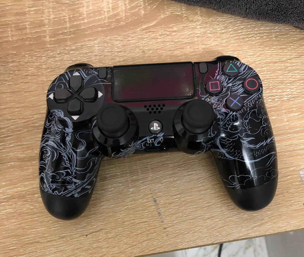 بلي 4 سليم مهكر نظام 11.00 مستعمل من 3 الى اربع اشهر اخو الجديد ونضيف وبي يدتين والكرتونه مال بلي موجوده وبي العاب
الدن رينج
فيفا 26
وgta5
وwwe2k2022
وكراش
ورزدينت ايفل 4
ورزدنت ايفل 3
وسعره 260 وبي مجال بسيط
الموقع البصره/قبلة
للاستفسار هذا الرقم ***********
وانه ممنون منكم
