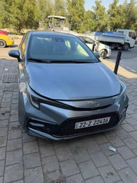 تويوتا كرولا 2024 كلش حلوة  رقم اربيل  سياره فول عدا البصمه ماشي 63 مي...