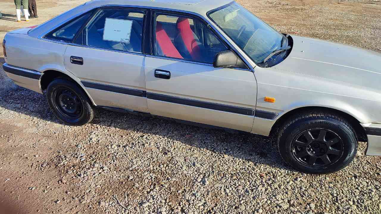 السلام عليكم
مكلف بالنشر 
مازدا ماسحات 
موديل 1993 نضيفة حيل داخل وخارج 
گيرعادي  محرك شرط تايرات جدد 
تحويل ثاني يوم رقم الماني (R)
السعر 33 وبيها مجال 
للاستفسار اتصال  على هذا الرقم ***********
