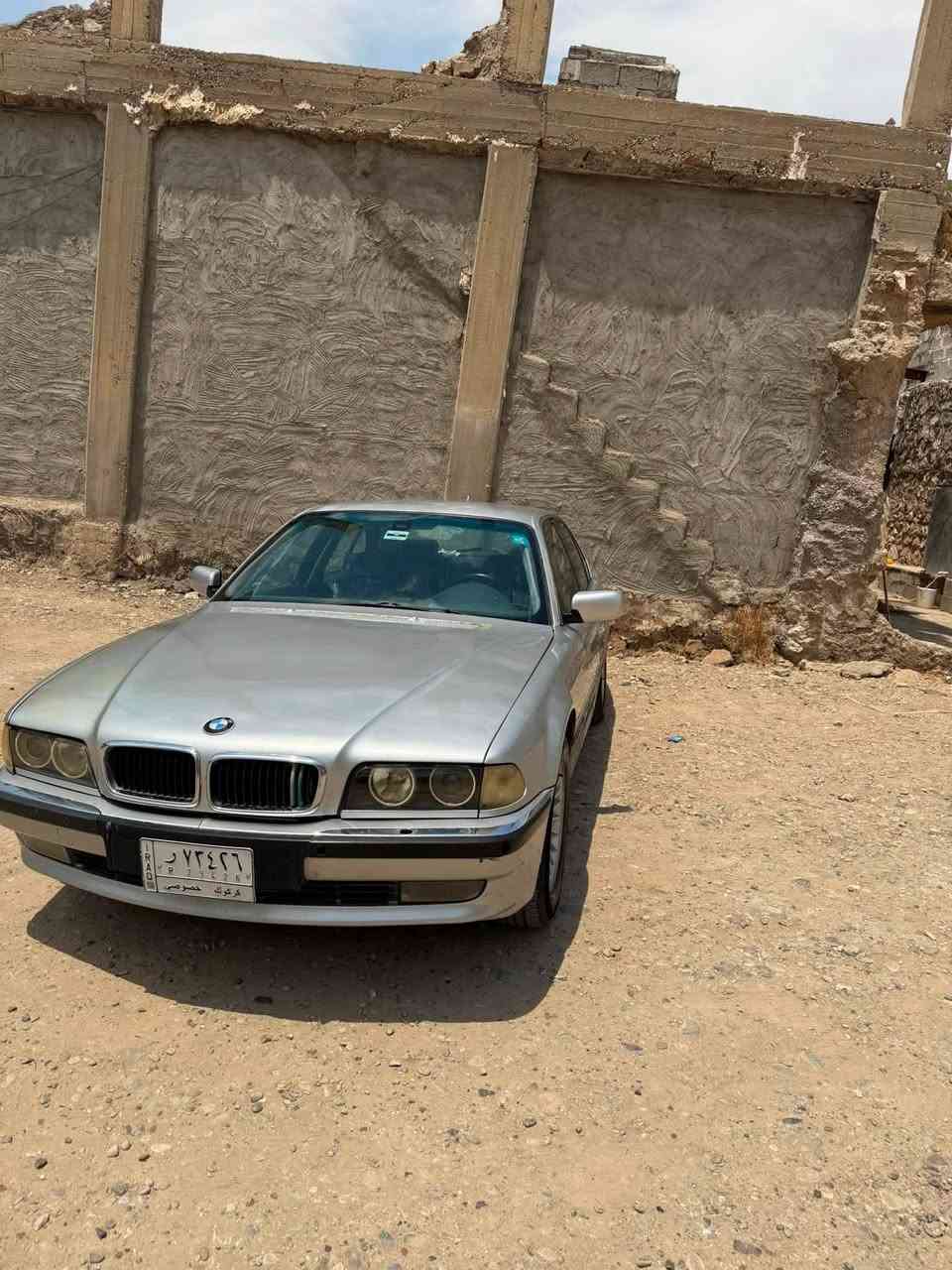 ٧٤٤
سنوي جديد 
كير محرك بشرط
رقم كركوك
سعر ٦٠
***********
