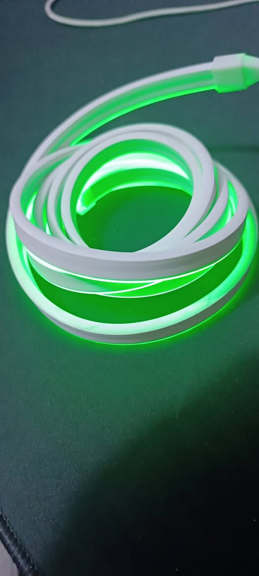 انارة نيون RGB ب 10 
تربط USB


**إذا كنت صاحب هذا الإعلان وتريد حذفه لأي سبب، رجاءا أرسل رسالة إلى الدعم الفني**