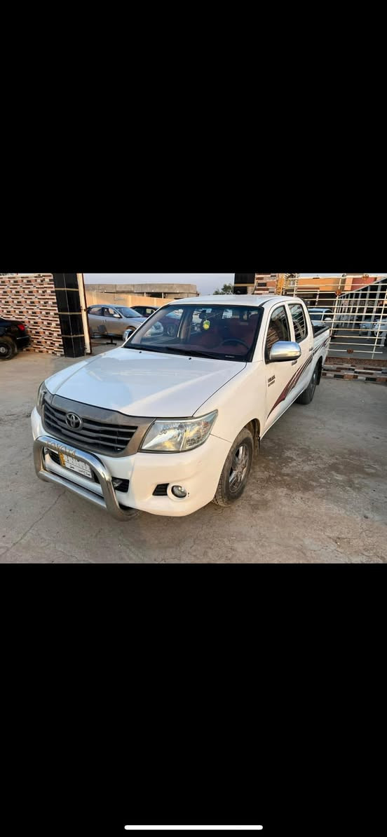 سلام عليكم 
بكم للبيع كويتي 
موديل 2014
تماتيك شاصي 19
كير ومحرك شرط مامفتوح 
بدون صبغ 
السعر 220 وبيها مجال للطيبين 
الرقم ***********
