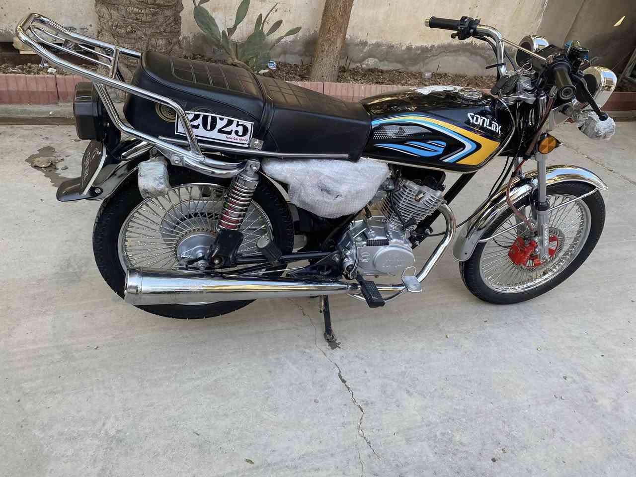 يالله
سلام عليكم دراجة تايكر موديل ٢٥ سولنك اصلي الدراجة كفالة من كلشي بس بيها ملاحضات بسيطة شوية 
ديالى بعقوبة ***********
