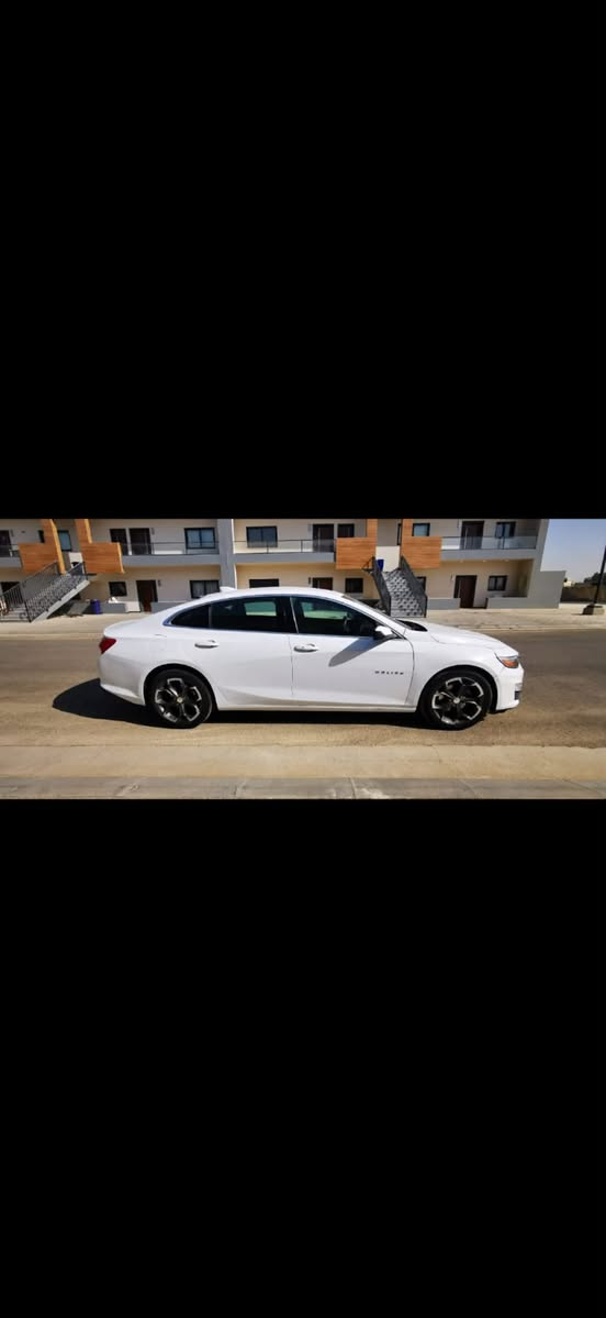 سلام عليكم
ماليبو موديل ٢٠٢٢ ابيض LT (بصمة كاميرا شاشة تدفئة كشنات )

ماشية ٤٧ الف كيلوو 

بدون ايرباك وبدون دواخل 

السيارة رقم شمالي متواجد في بغداد والسليمانيه

للاستفسار
 0771 910 8273
