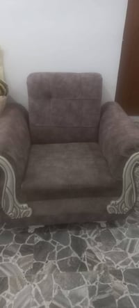 كرسي نظيف واحد سعر ٢٠ جربايه صاج نظيفه سعر ٥٠ قفل باسكل قوي اصلي نوع د...