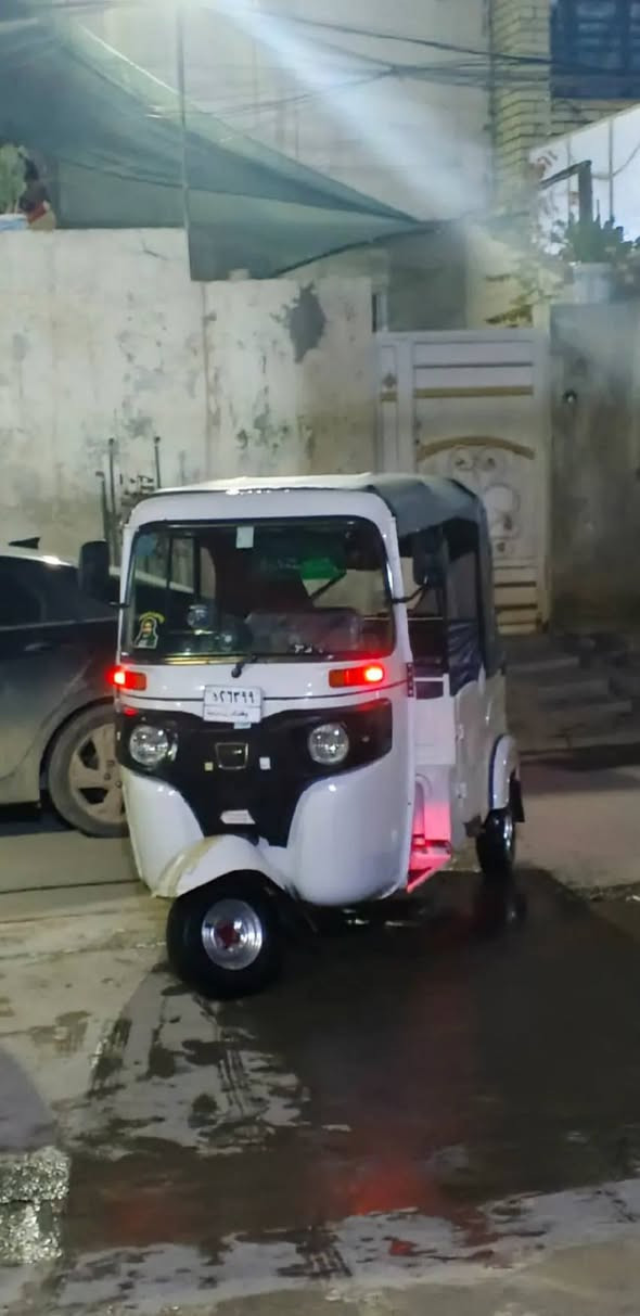 سلام عليكم تكتك للبيع موديل 2022/10/24 تكتك خير من الله كفاله مكينه ما مفتوحه مكاني حي السفير قرب شماعيه سعر 8750 (***********)
