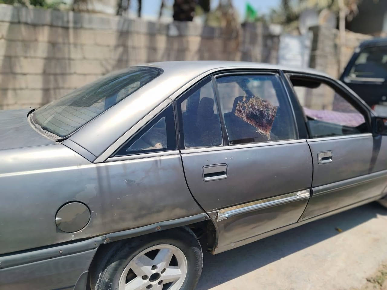 اوبل اميگا موديل 1988سنويه لحد 2029باسمي 
محرك ومكينه خير من الله صدر نضيف السعر 22وبيها مجال للشراي رقم الهاتف ***********متوفر واتساب
