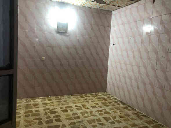 السلام عليكم دار للبيع في منطقة الزراعة الدار سند رسمي 200 متر السعر 75 مليون الاستفسار الاتصال او المراسلة ع الواتساب ***********
