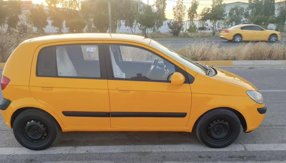 هونداي جيتز موديل 2007 رقم صلاح الدين مشروع وطني لحد 2027 بي دفتر بنزين سيارا كير عادي  و محرك شرط لاصرف و لا بخار صدر جديد كهربائي شغال كل تبريد ثلج 
نقابه صفر شرط تحويل مكان كركوك روناكىً قرب محطة
شرقي اتصل ع رقم ////  ‭***********‬
سعر سيار (40 ) بي مجال
