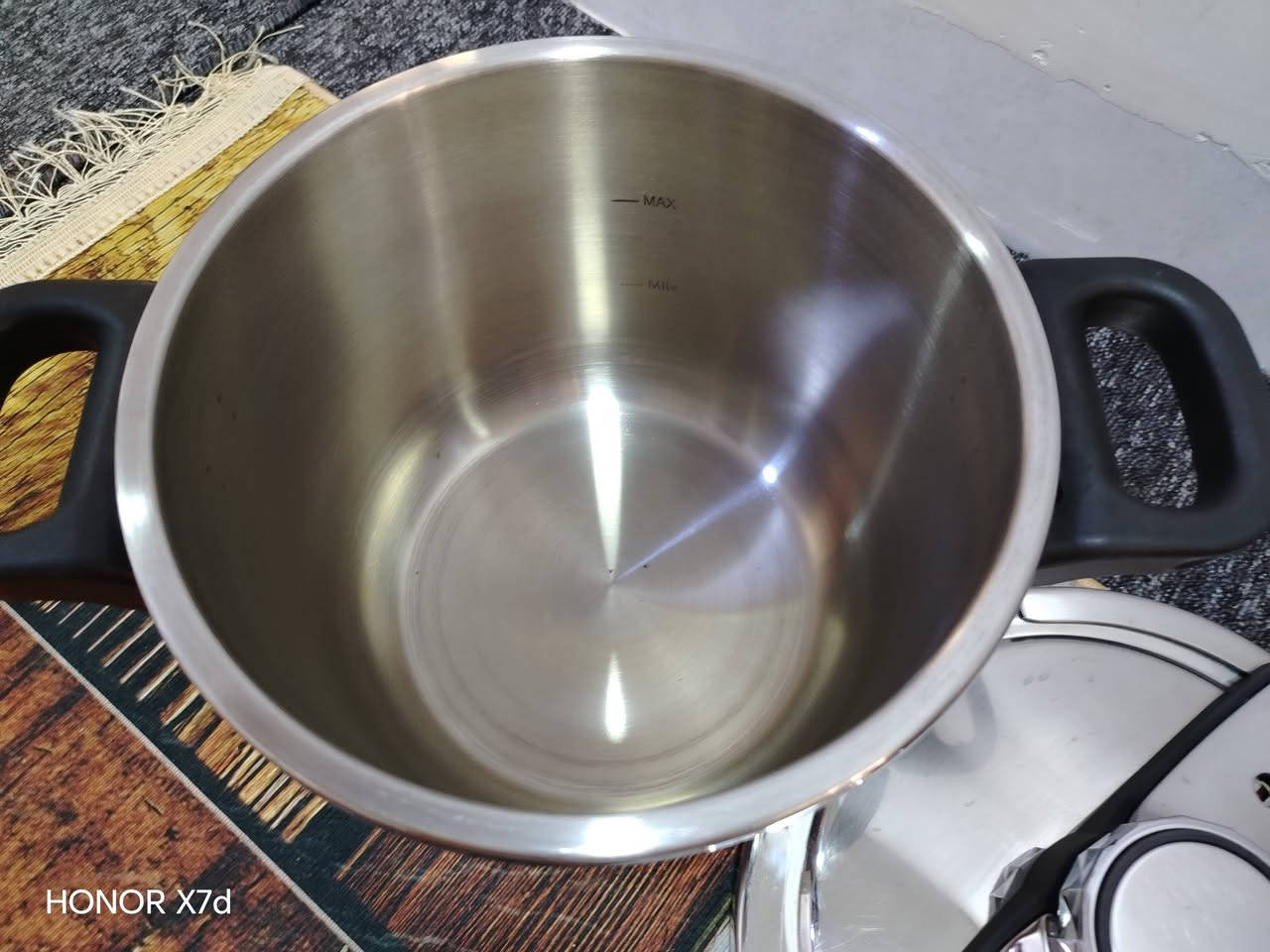 ئةم بوخارة بؤفرؤشتن ماركةي زيوة خؤم 65پيييي داوة داواي 40هةزاري ليدةكةم معملة زؤرزؤربي عةيبة
***********
