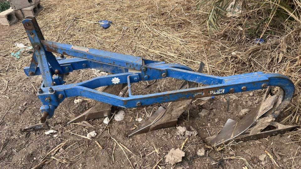 سلام عليكم للبيع تركي بلير حجم 11نضيف على وضع شركه مكان بغداد ***********
