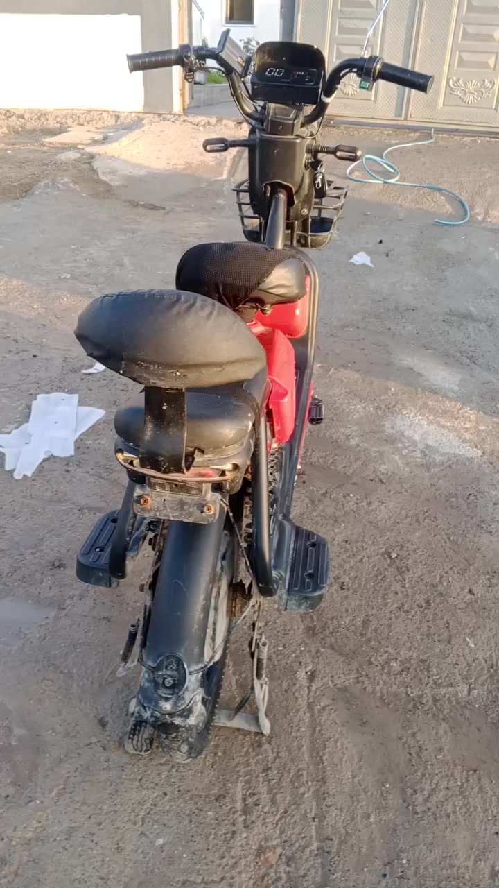 بيسكل شحن حجم عشرين اكلوب امام وخلفي لايت اشاره دبل اكلوب عالي ناصي امبي ثر سماعه تارات امام خلفي البارحه بدلتهن وجديد البيسكل مكان دبس وهاذه حساب راسلني وطب ليه خاص وسعره 350وبي مجال لطيبين


**إذا كنت صاحب هذا الإعلان وتريد حذفه لأي سبب، رجاءا أرسل رسالة إلى الدعم الفني**