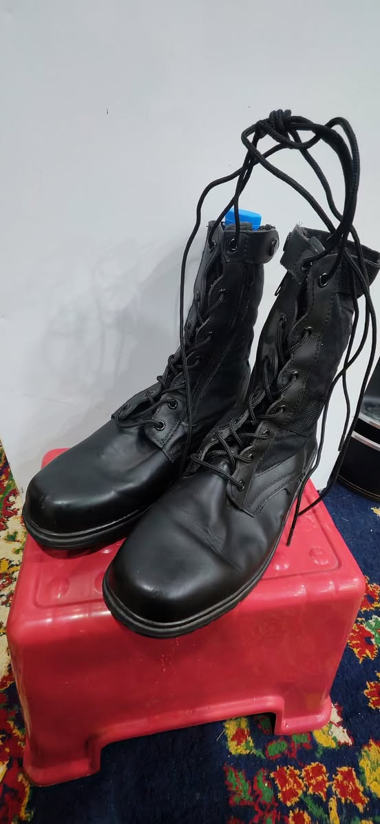 كوري سحاب وقيطان اخر قطع تخفيض 40/41/42
📞 للاتصال او 
💬 للمراسلة واتساب: *********** متوفر توصيل
