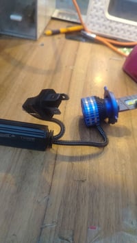 لايت زينون • فيشه ثلاثيه • ديوانيه حي رفعت