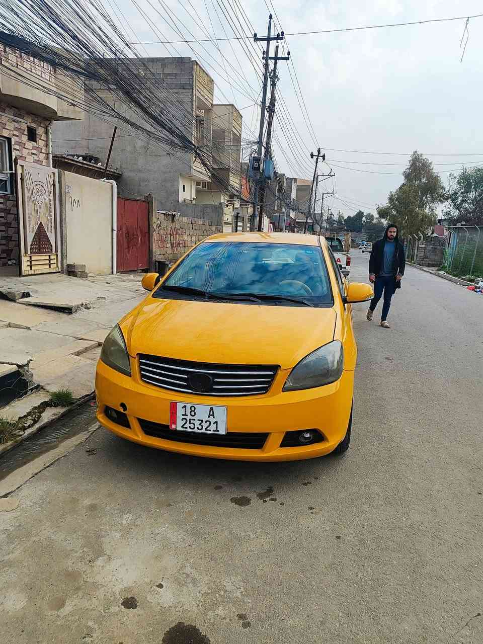 السلام وعليكم 
سياره كريت وول
موديل 2011 
هيئه غرامه مصفره قبل شهر محوله اجنبي
مشروع وطني تحويلها بل موصل
شرط وكاله وتحويل 
رقم بابل 
مكانها موصل حي السماح
صبغ حزام جماليه
دومشه داخل جديده 
طخم تاير جديد
باتري جديد
سعر 34 بيها مجال بسيط

***********
