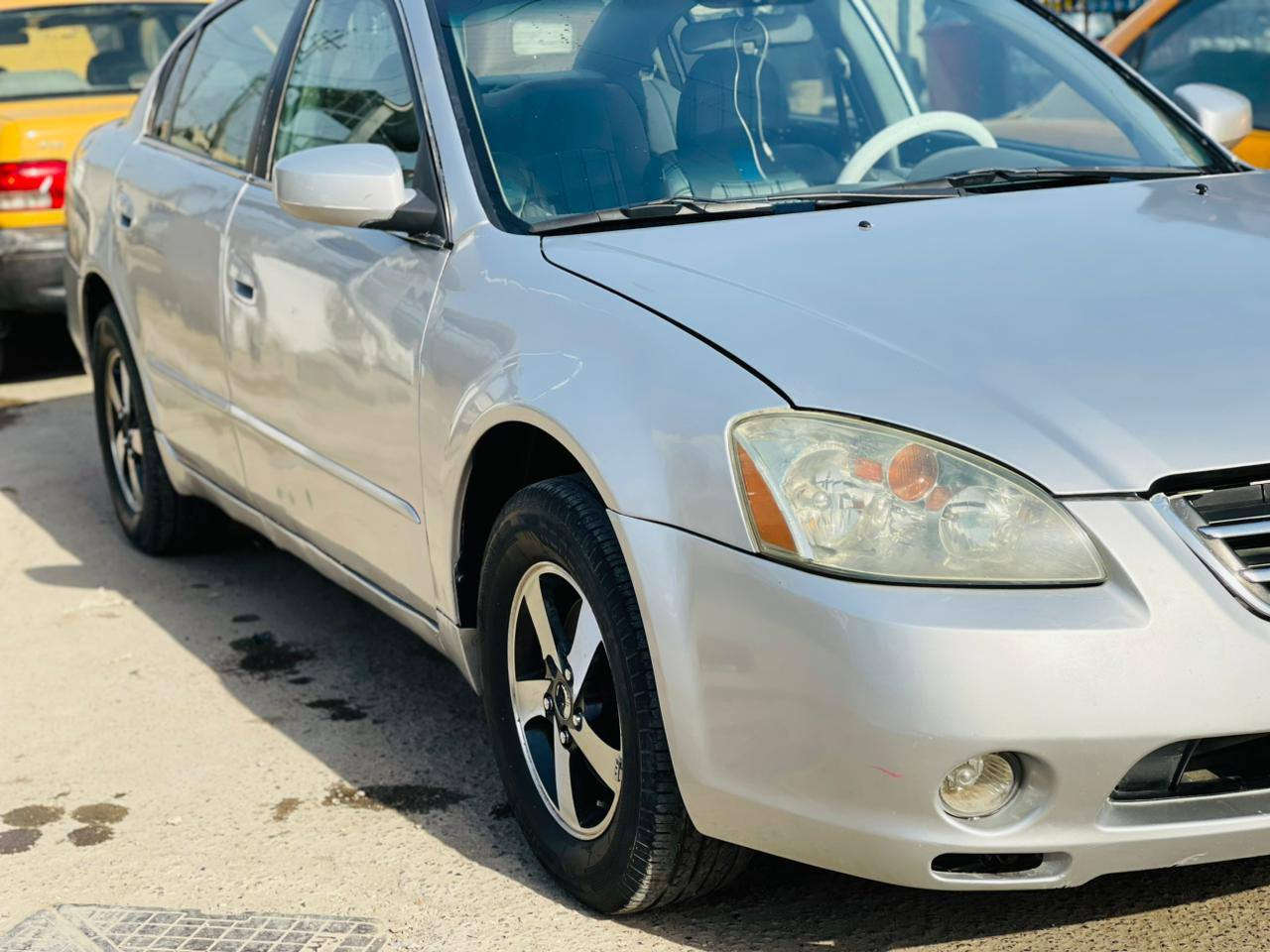 نيسان التيما 2005 رقم بغداد دولي بسمي سنوية وهزة جديدة السيارة جاهزة كير مكفول محرك بي خيط تبخير
صدر جديد تخم تاير جديد العنوان بغداد 
السعر 52وبيه مجال للشراي 
للستفسار الاتصال ‏‪***********‬‏
