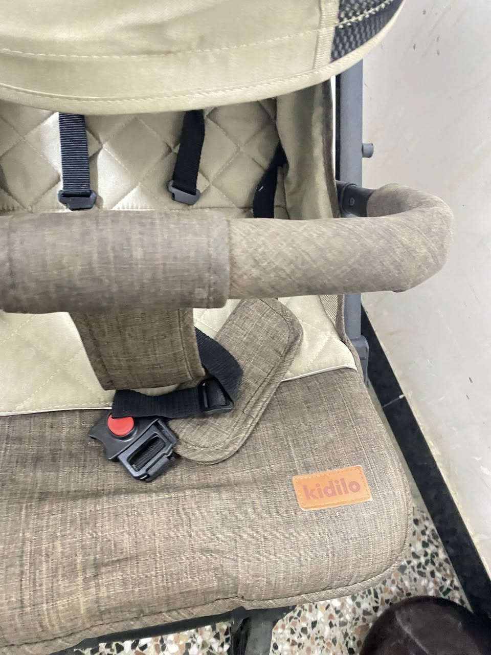 للبيع عربانه اطفال مبيهه اي ضرر ماركه السعر ٨٠


**إذا كنت صاحب هذا الإعلان وتريد حذفه لأي سبب، رجاءا أرسل رسالة إلى الدعم الفني**