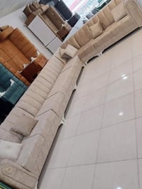 ديوان تسكام • ٧م • ١١ مقعد