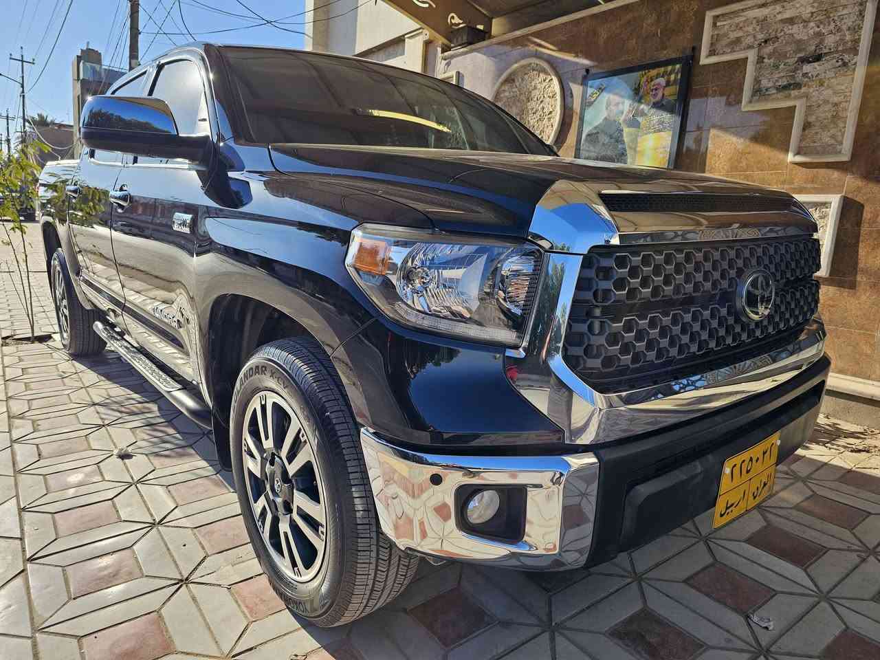 السلام عليكم للبيع تيوتا تاندرا 2021 مواصفات SR5 السياره بحالة الوكاله ماشيه 18 الف كلين تايتل فقط دعاميه بدون ايرباك بدون صبغ السعر 315 للستفسار الاتصال ***********
