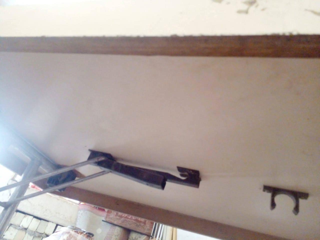 ميز قياس مترتين بمتر
خشب ثكيل 
قيم واخذ
مكان بغداد جديدة


**إذا كنت صاحب هذا الإعلان وتريد حذفه لأي سبب، رجاءا أرسل رسالة إلى الدعم الفني**