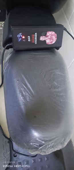 السلام عليكم 
 البيع دراجه شحن ام الصندوق الريان 
شغاله بالكامل.. 
العنوان /بغداد البياع نهاية الشرطه الخامسة باتجاه شارع الرضوانيه..( رقم واتساب ***********)  
السعر   700 وبيه مجال
