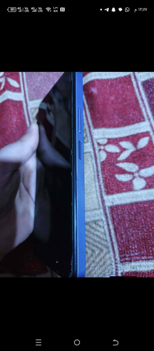 سلام عليكم شباب جهاز هونر ذاكرته 256 سعر ١٣٠ وبي مجال مكاني بصره زبير وهاذه رقمي ***********
