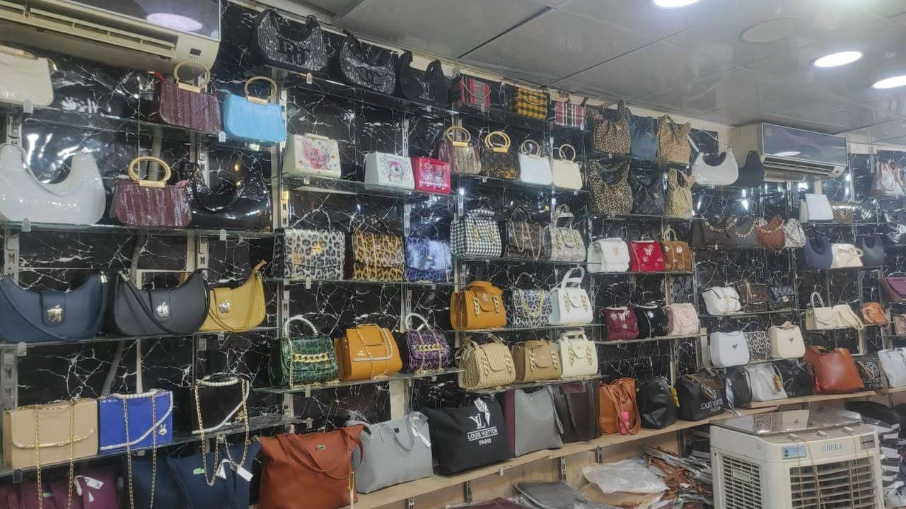 ‎جنط نساية‎ ناصرية, ذي قار


**إذا كنت صاحب هذا الإعلان وتريد حذفه لأي سبب، رجاءا أرسل رسالة إلى الدعم الفني**