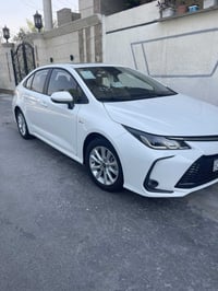 كورلا هايبرد2025 السياره كفاله عامه ماشيه 11الف يعني زيرو  السعر 155 ل...