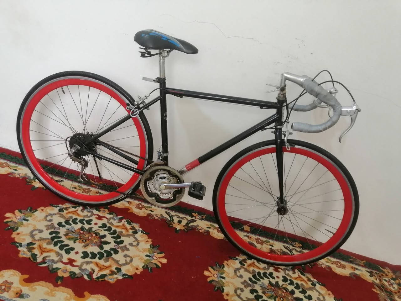 نظافة 99 % السعر قيم وأخذ مكاني البصرة الجزائر ***********
