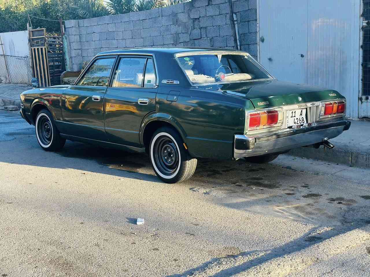 سياره كراون البيع موديل 1976
سياره مكفوله فقط صبغ جماليه 
تبريد شغال كهربائيات كله شغال 
رقم نكليزي بغداد 
مكينه ٤ سلندر كير ٤ نمر 
سعر ٧٥ بيه مجال قليل 
مكان السيارة بغداد حسينية 
رقم ***********
