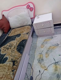 سرير • مع مرتبة