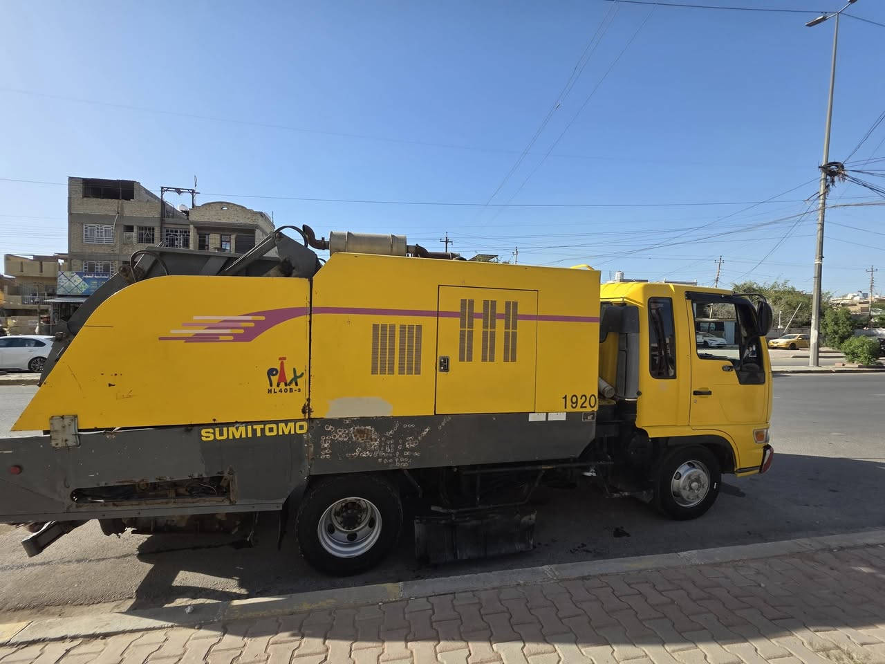 اقرأ التفاصيل قبل كلشي 🤝
🚛 للبيع: سيارة كنس شوارع هينو (HINO) موديل 2018 - بحالة ممتازة تصعيد وليس شفط 

✅️ ستة اسلندر 

✅️ محركين( محرك امامي ومحرك خلفي ) 

✅️ فرج كنس من الجانبين 

✅️ فرجة خلفية جديدة التصعيد 

✅️ خزان مي 

✅️ رقم ألماني( بغداد ) 

الهاتف 📱( *********** )
