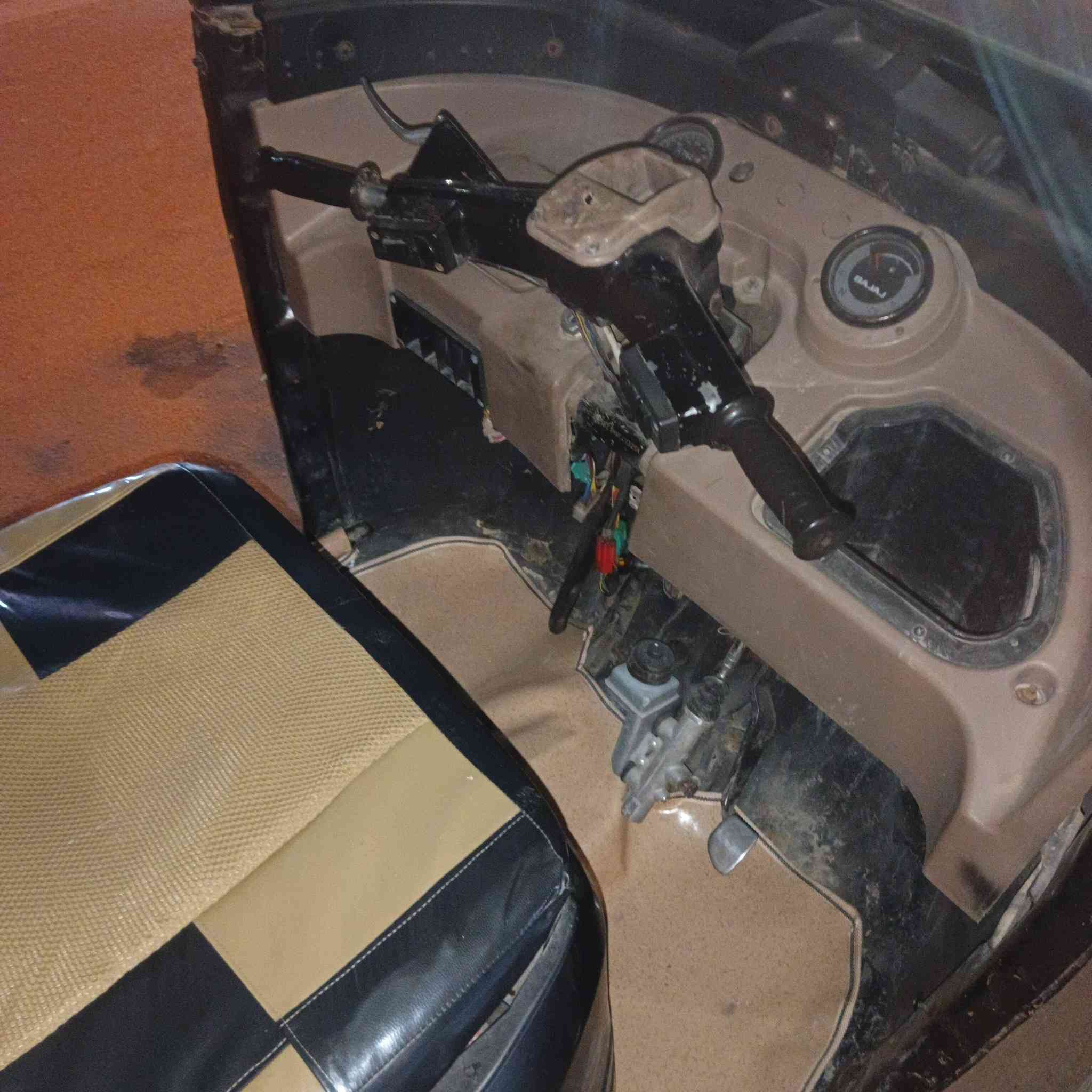 تكتك لبيع موديل 2017 اوراق كامله السعر 2500 مكينه 20 
حلوة وناعمه بغداد الحريه رقمي تكتك جاهزة لشغل رقمي ***********
