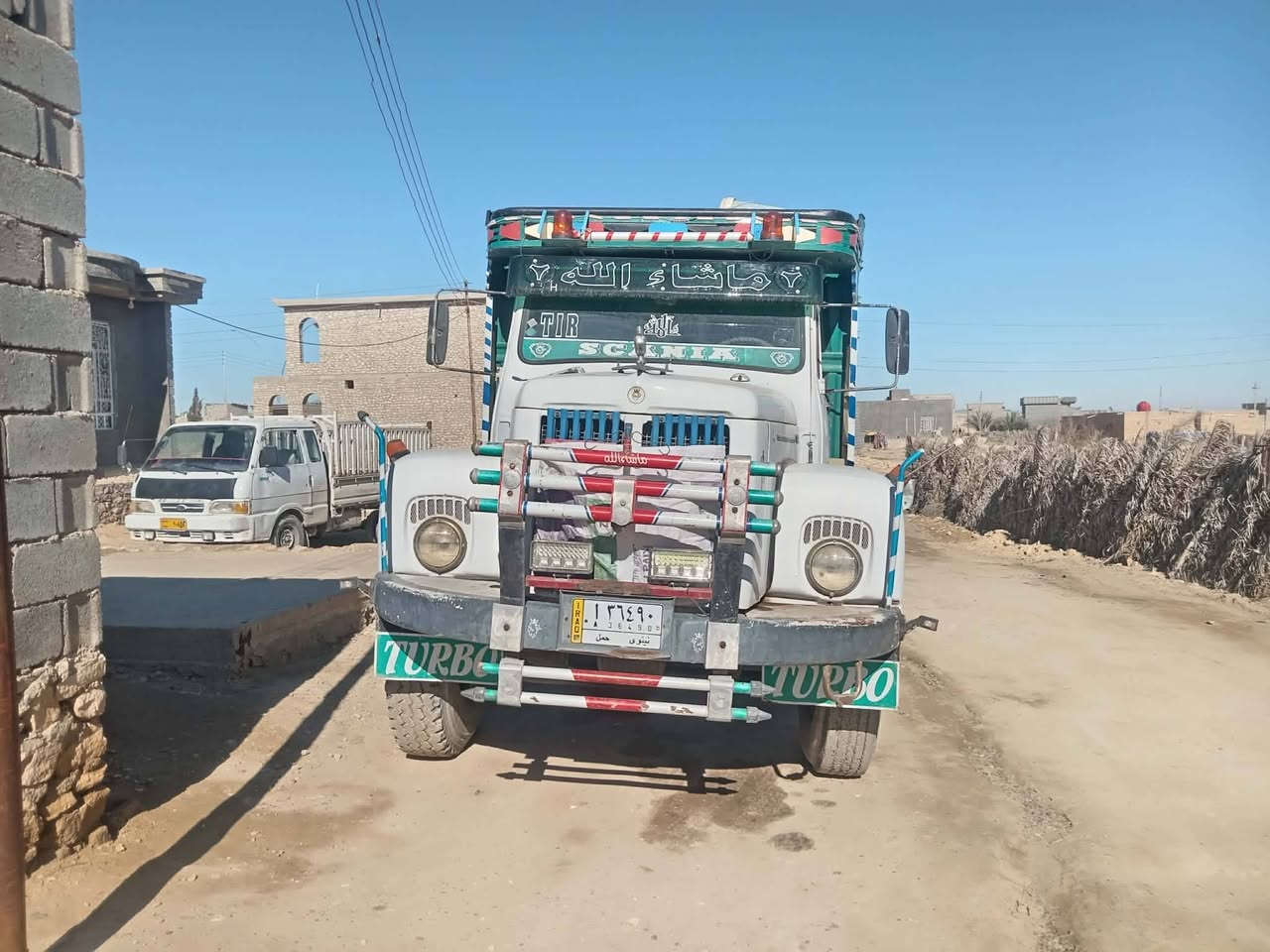 السلام عليكم سكانيا ١١١رقم نينوى ألماني مكفولة كفاله عامه سايس استندر طخم تاير الاستفسار اتصال 
***********,
***********
