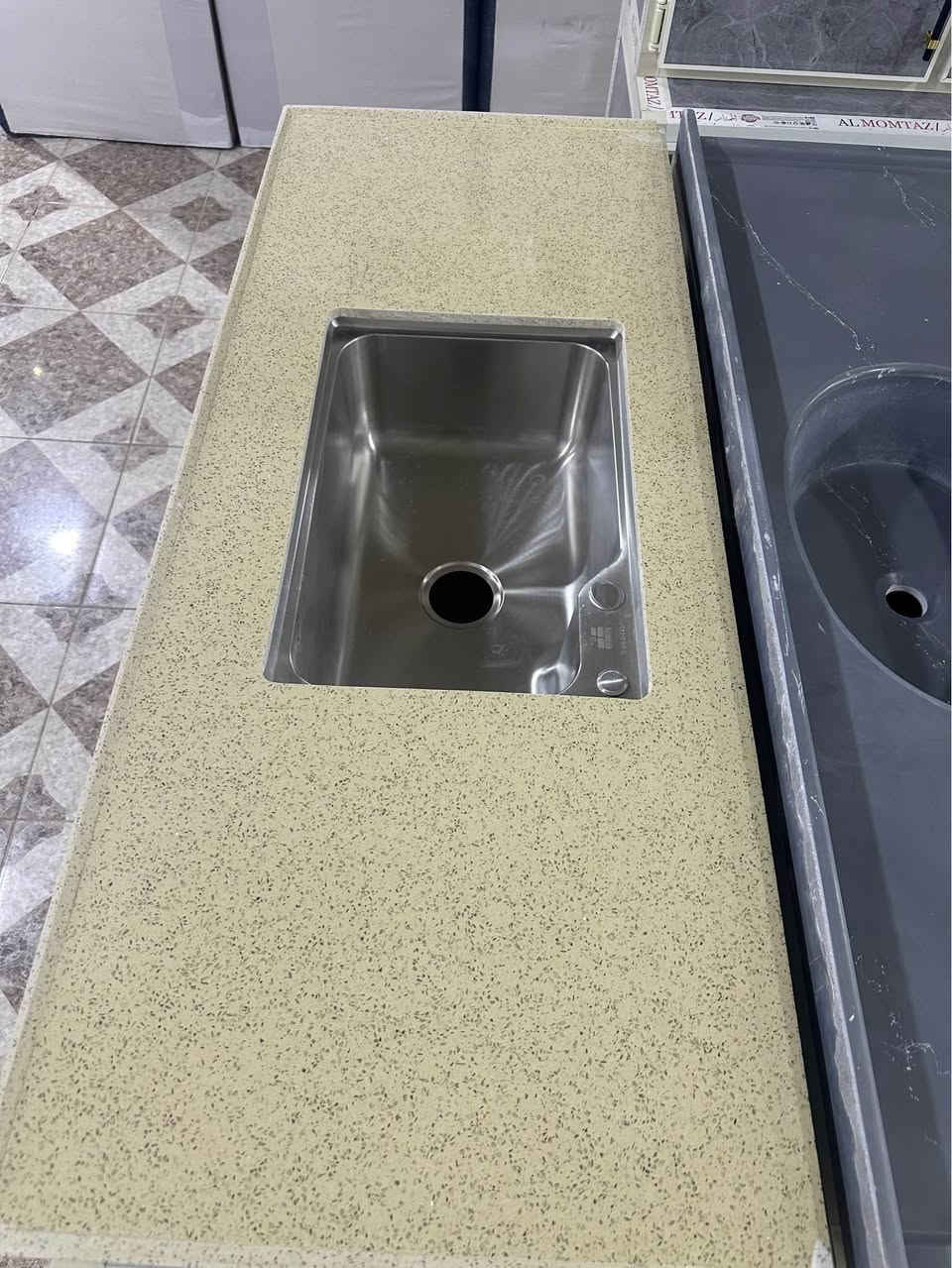 مرمر كوارتز شغل درجه اولى مع المصفي متر ونص

جمله مفرد

التأميم القادسيه الأولى ركن المدينه معرض اثاث بيم 🙈 الرمادي, الأنبار


**إذا كنت صاحب هذا الإعلان وتريد حذفه لأي سبب، رجاءا أرسل رسالة إلى الدعم الفني**