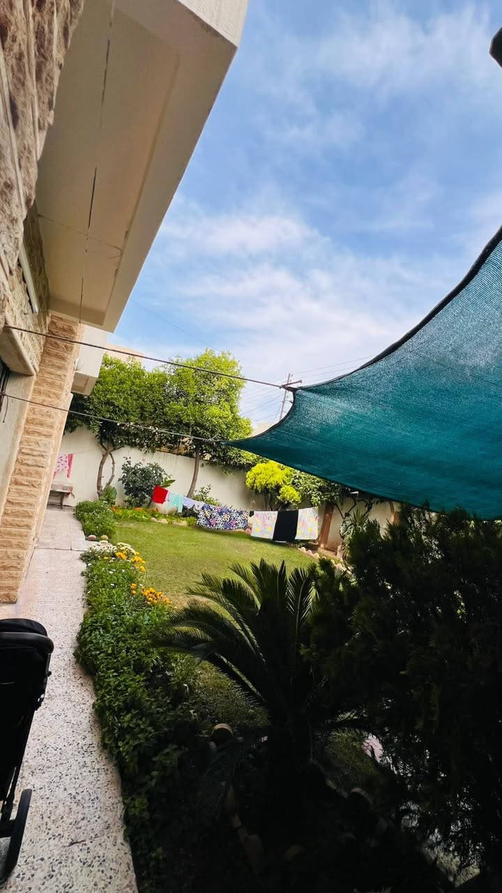 دار للبيع الموصل حي المثنى مساحه 405 متر 
واجهه 15 متر 
طابقين 5 غرف وهولين ومطبخ وخدمات وحديقه وكراج 
سعر اكتب تم يوصلك السعر 

للإستفسار مراجعة المكتب او الاتصال على الأرقام التالية   عمار العبيدي   

***********

*********** واتساب

  ايمن   

 ‏‪0750 214 4093‬‏    ‏

‏‪0775 630 2993‬‏ واتساب

   اوس 

‏ ‭0770 287 3744

‏  ‬ ‭0750 219 5078‬    

ابو سند 

‭0 775 714 2899‬

عنوان المكتب حي النور سايدين دانية ماركت مقابل افران الرائد   #الرواسي_للعقار
