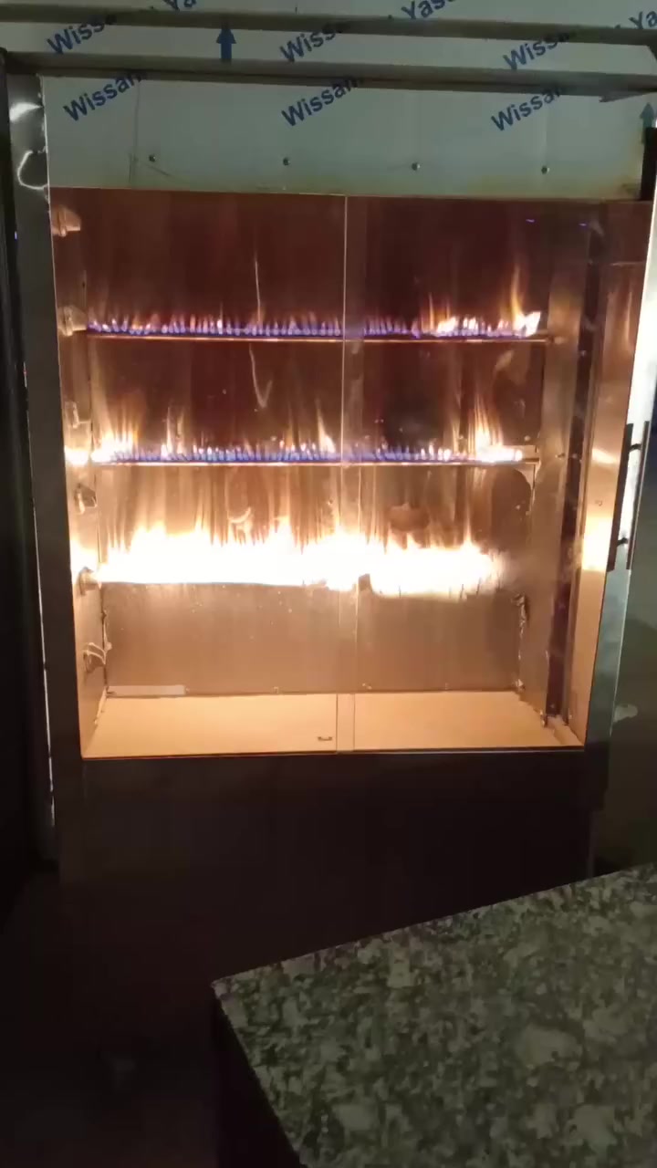 السلام عليكم شويه دجاج للبيع مشتغل يوم واحد *********** مع الطبخ 4 عيون
