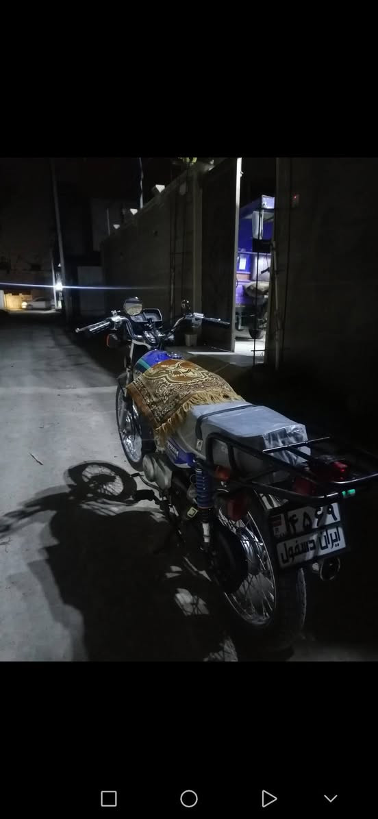 ااسلام عليكم دراجة تعمير 25 للبيع  مكينة انتنس ما مفتوحة كفالة  عامة من كلشي دراجة مرتبة برغي تجاري مابيها غراض كلة اصلي  مكاني كربلاء  للأستفسار راسلني خاص وهذا رقمي ***********
