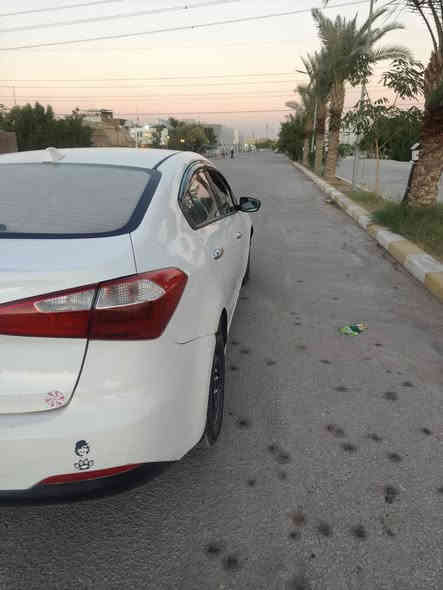 سلام عليكم كيه سيراتو وارد خليجي مديل 14 سياره خير من الله حداديه تخم تاير مكينه كير كفاله سيارته ما متعوبه وما شيه هواي بيه جاملغ شوي من البنيد صبغ بلا دواخل وبيه باردات قليل, سعر ميه وعشره ***********
