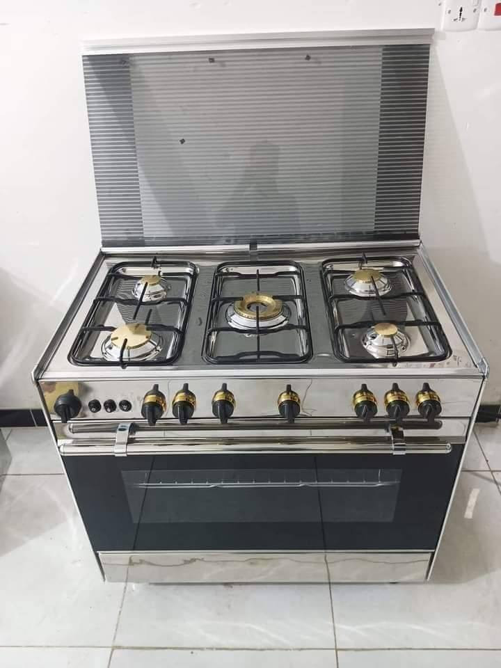 السلام عليكم  صيانه تصليح انوع الطباخات. والافران الغازيه 
صيانه موقعيه ابكل مكان لاستفسار ***********..متواجدين بكل وقت
