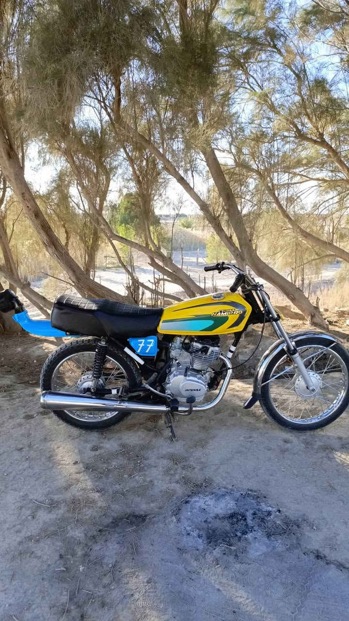 سلام عليكم دراجة كلك للبيع سعر 525 وبيه مجال حك الجيه تعمير 2025 مكينة 24 مال حجز مفتوحه بس ولفات دراجة مشي وفصله نغم واحله من الصورة مكاني ناصرية مركز رقمي‏‪***********‬‏
