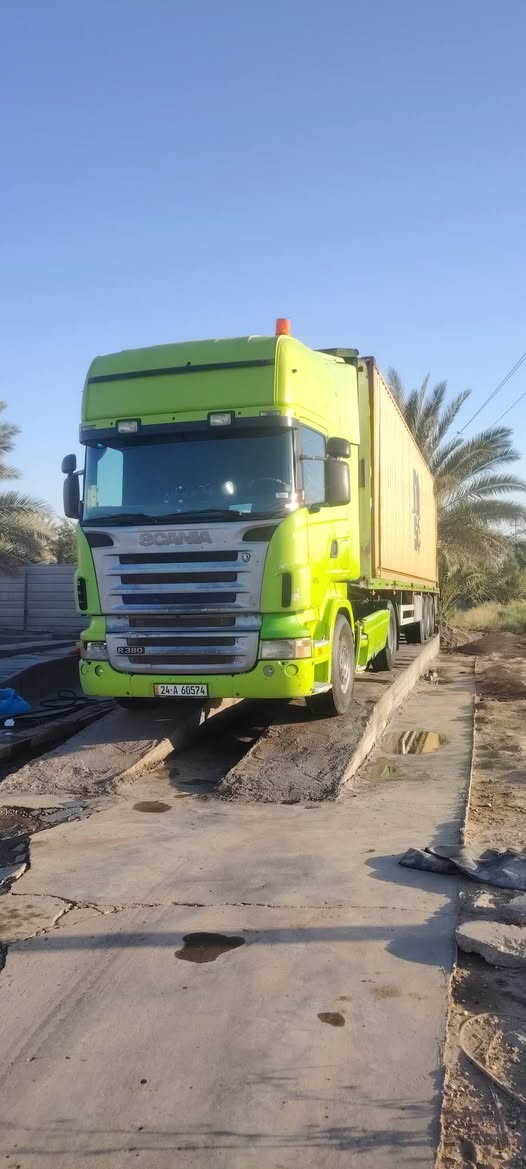 للبيع ٢٠٠٥ كير اوتماتيك تحول مباشر *********** مكان السياره واسط قضاء الصويره سعر ١٩٥ وبيها مجال
