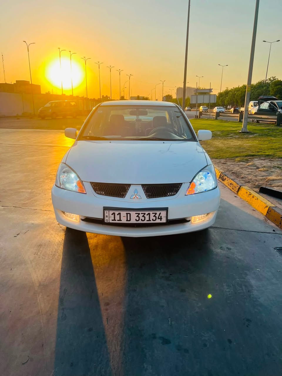 مسيبوشي لانسر
٢٠٠٦
بسمي
رقم دولي
بيها دواير جاملغات خلفي صبغ
ربع جاملغ امامي يسار صبغ
بنيد صبغ أثر جراد
شاشه كامره
لايت زنون
تبريد ثلج 
محرك كير خير من لله
سعر ٨٠ بيها مجال قليلو رقم ***********
