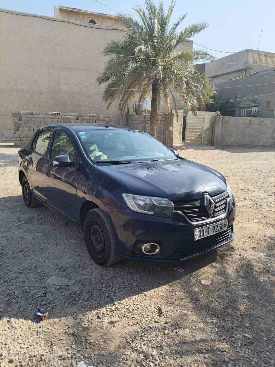 السلام عليكم رينو سيمبول موديل 2019سيارة بيه جاملغ صبغ بس الباقي كفاله كير مكينه  تبريد كله جديد صدر امامي خلفي جديد السعر 75 المكان بغداد بسمي رقم الهاتف ***********و ***********
