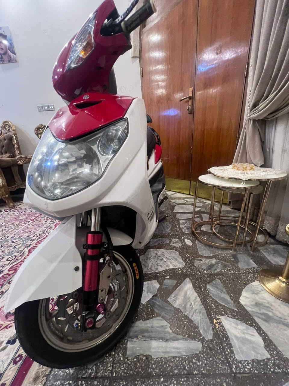 السلام عليكم سكنس فحل نوزل  دراجه كلش حلوة كت كامل كرزي دراجه مصروف عليه هواي مابيه شي تجاري كله اصلي طبعن ماذكر السعر بسبب النفوس الضعيفه اخاص***********
