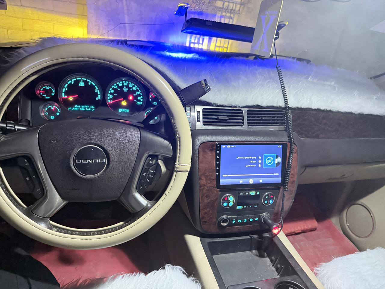 سلام عليكم سياره جيمسي 2009 جاهزة من كلشي نظيفة حلوه  سعر نتصل وبيك خير ودلل رقم الهاتف ***********
