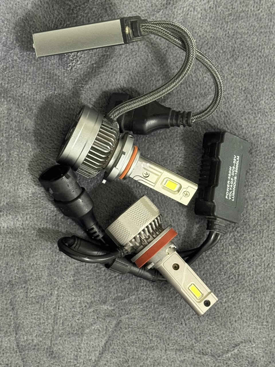 زنون  ثلجيي مال تكتك للبيع مكفوله ما مستخدم ابددد ع فحص 
فولل

***********
