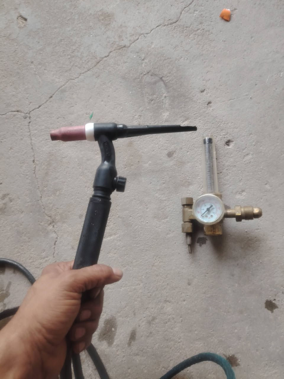 سلام عليكم من رحصت كاويه ارجون البيع 150 $
*********** غير متواجد عل فيس بوك
