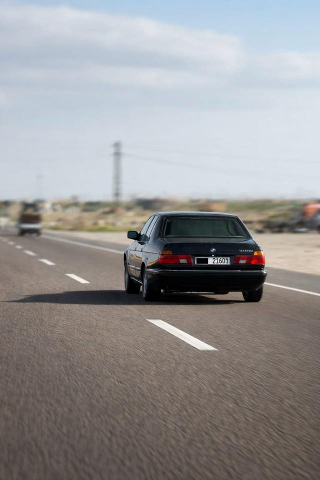 السلام عليكم
بي ام 735i 

موديل 1992 

بلاديه بس مصبوغه 

تحويل مباشر 

كير محرك حداديه ميه بالميه 

كهربائيات غرفه مكفول وبلادي 

قاعدة فيوزات بلادي 

مكفوله من ضربه ومعجون وخياس

اريد مراوس بغواصه قرار 48

***********
